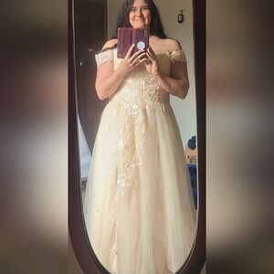 Elegant Cream Floral Gown